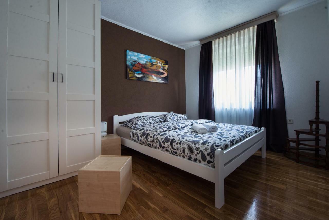 Apartments Tamara Umag Exterior photo